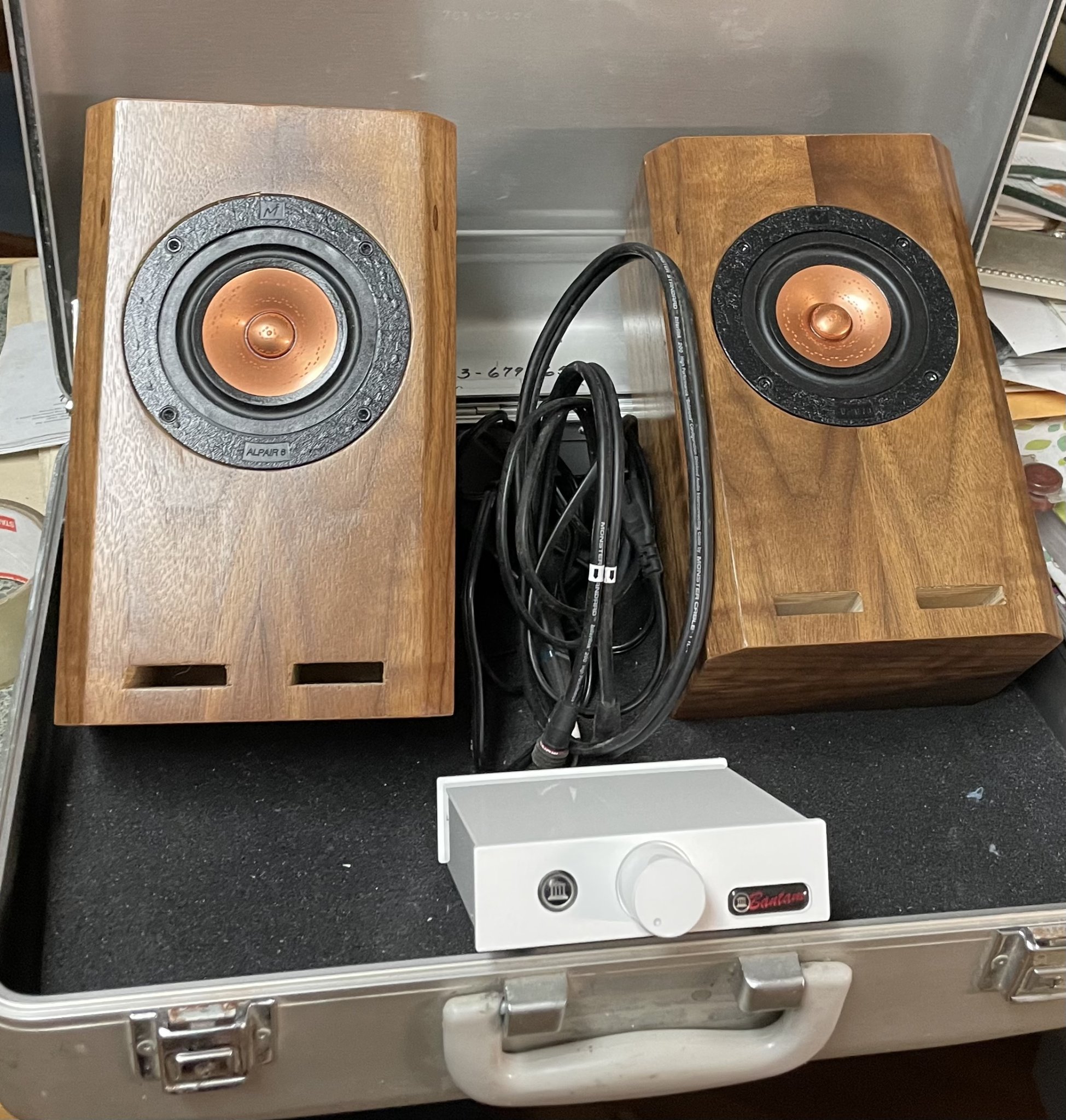 BreifcaseHiFi.jpeg