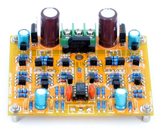 C3850_module_gul.jpg