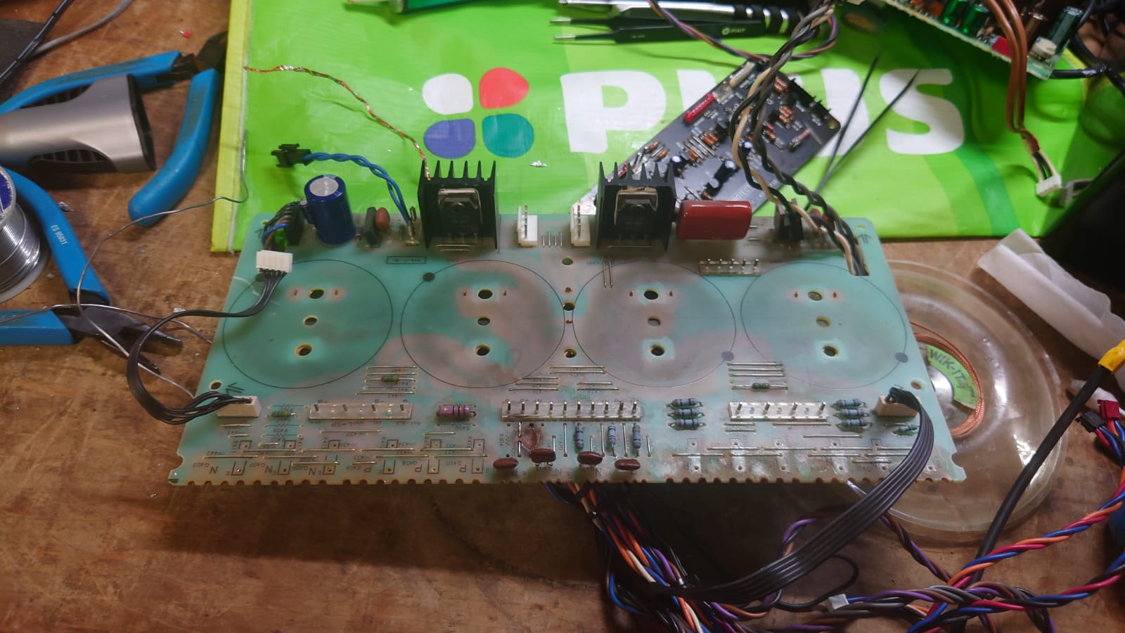 c8fae311-5da8-4b9c-adaf-ca0ae7223d27.jpg