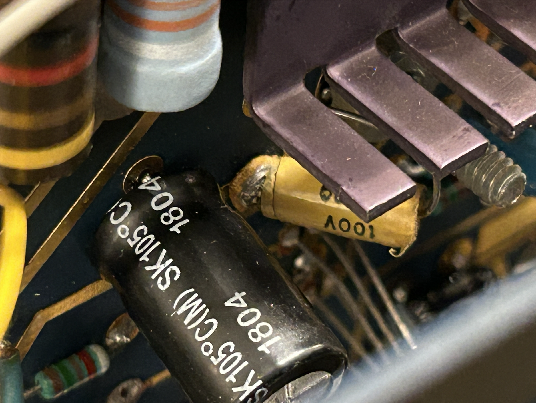 Capacitor.png