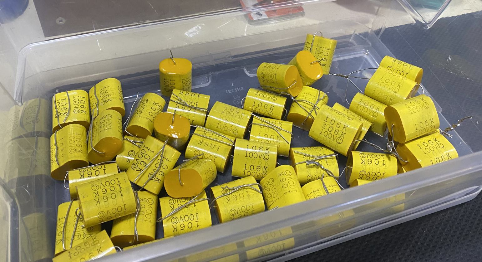 caps_yellow2.jpg