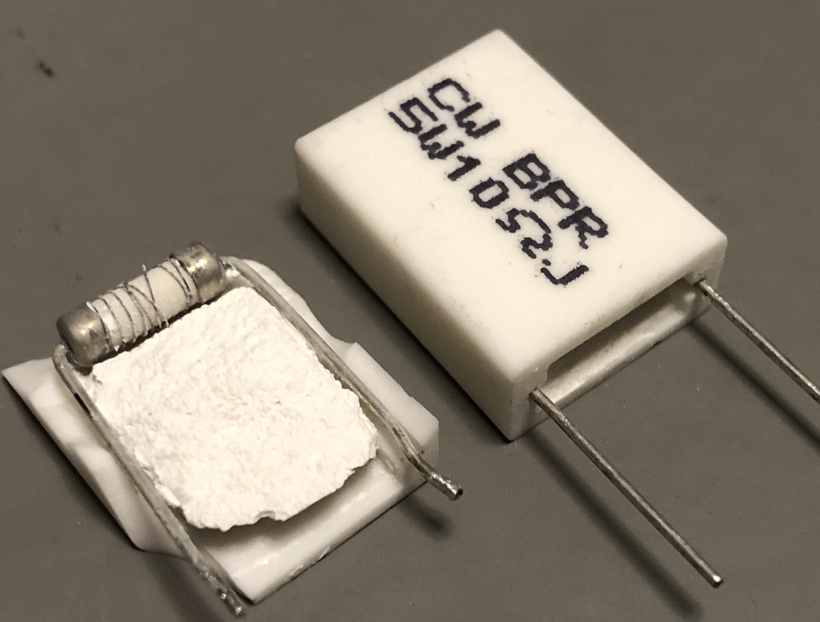 China_5W_BPR56_ceramic_resistor.jpg