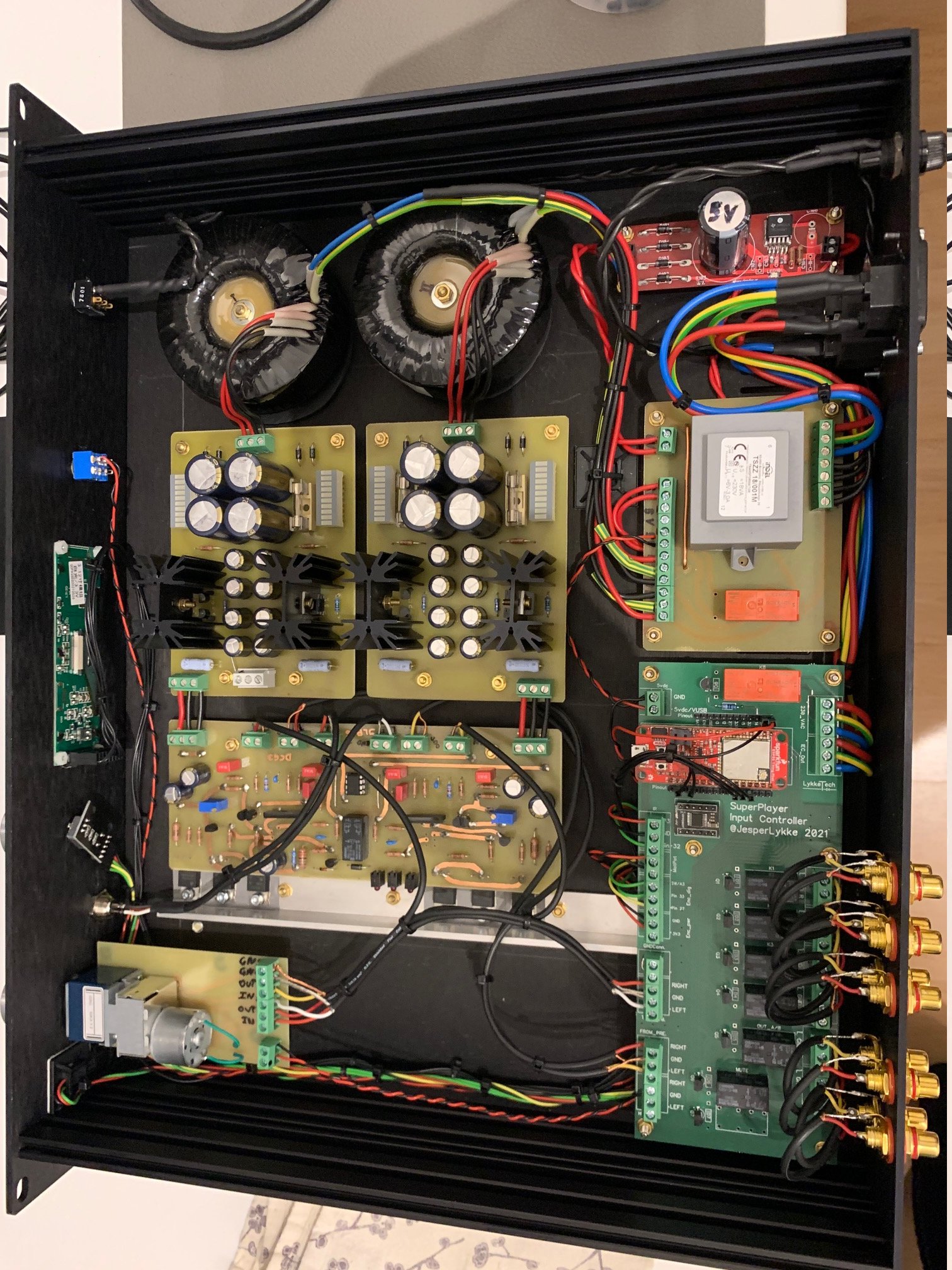 DCG3-inside-flipped.jpg