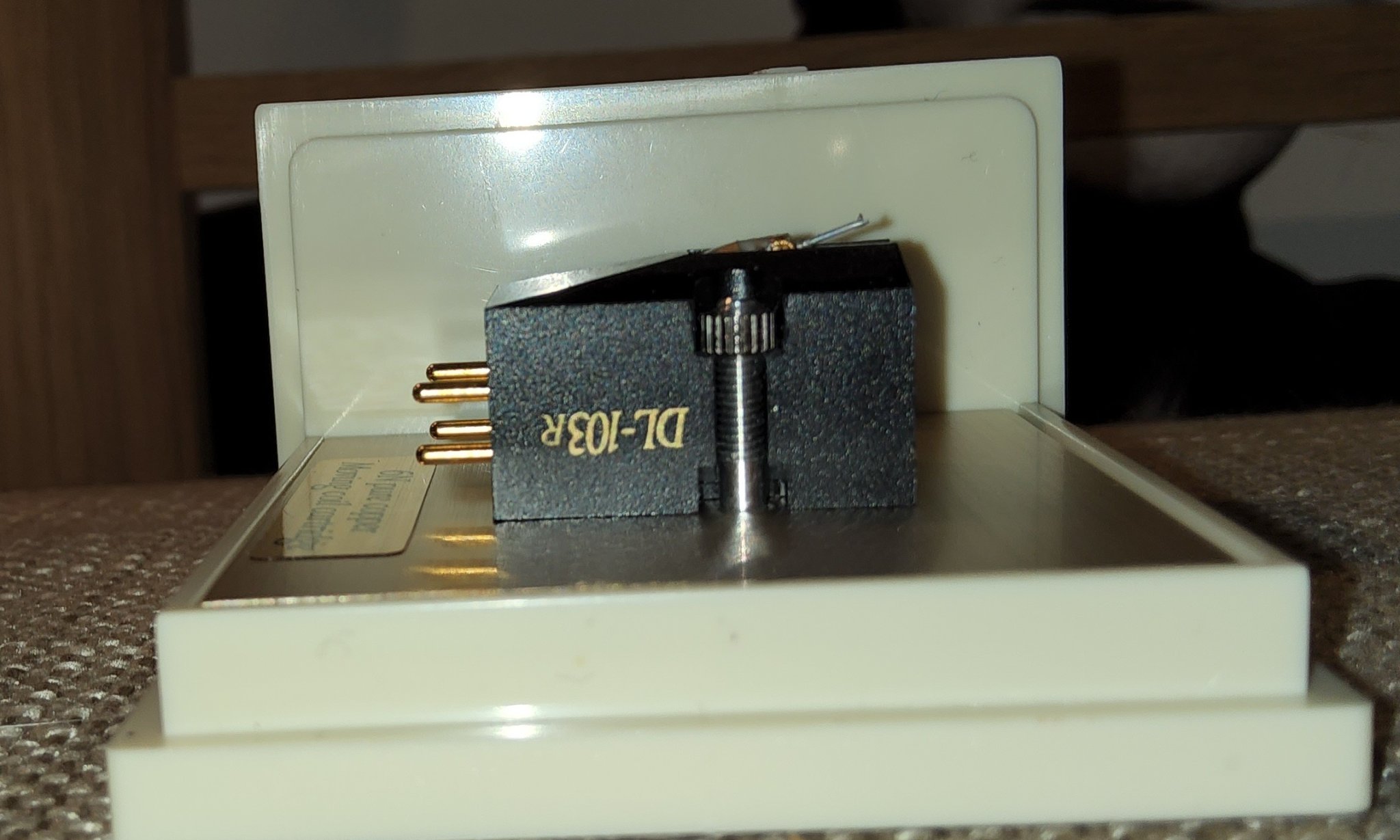denon103r-2.jpg