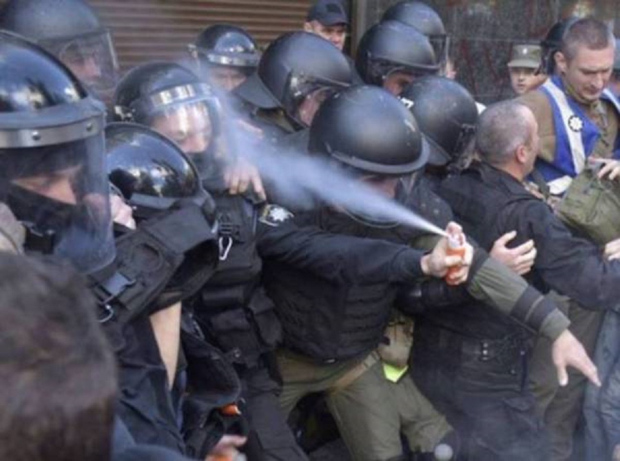 DumbRiotControl.jpg