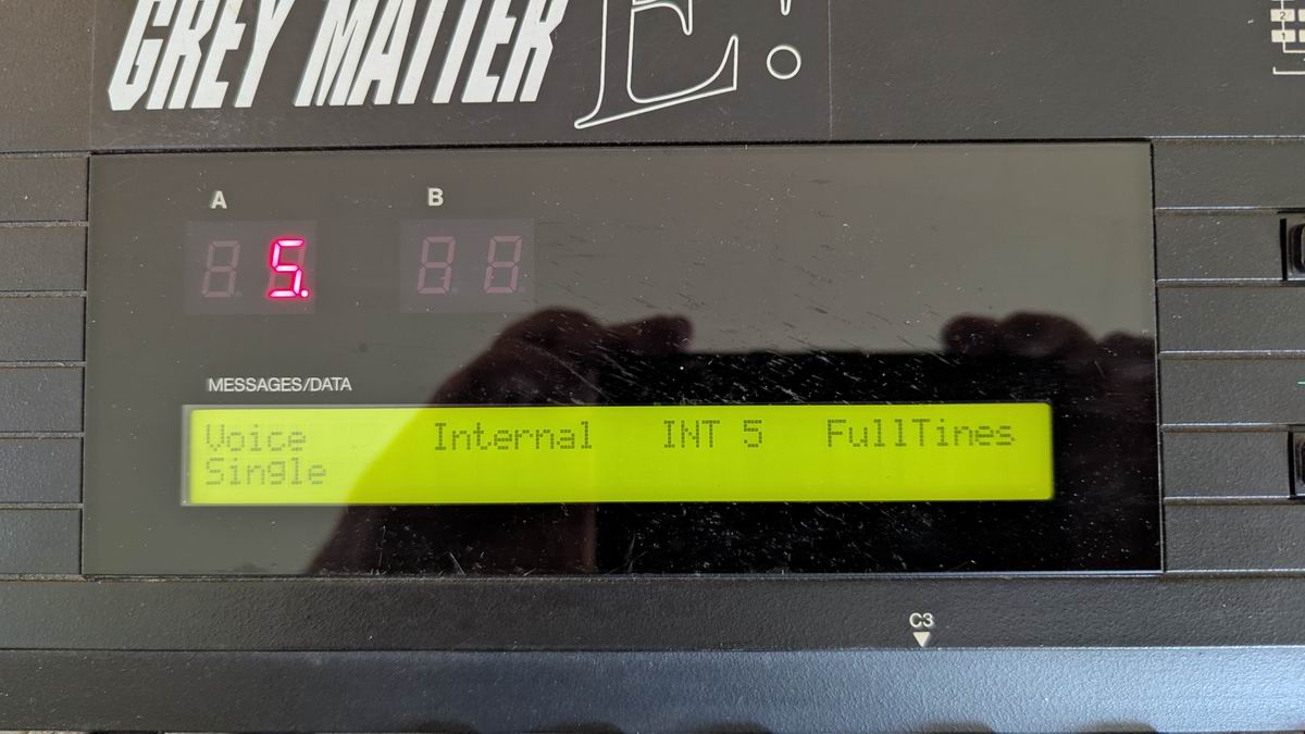 DX7ii.jpg