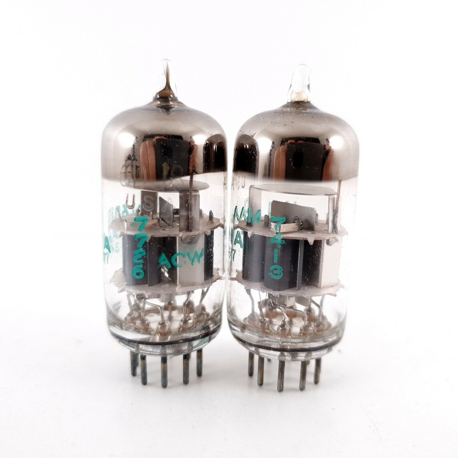 ECC88-SYLVANIA-TUBE--1970s-PRODUCTION.jpg