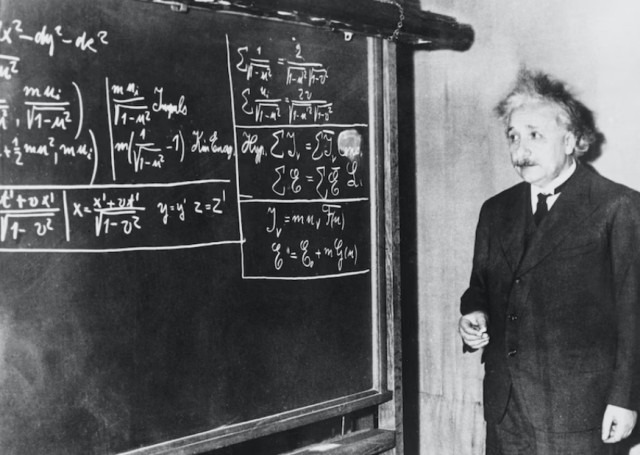 Einstein.jpg