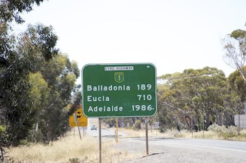 eyre_highway-1b.jpg