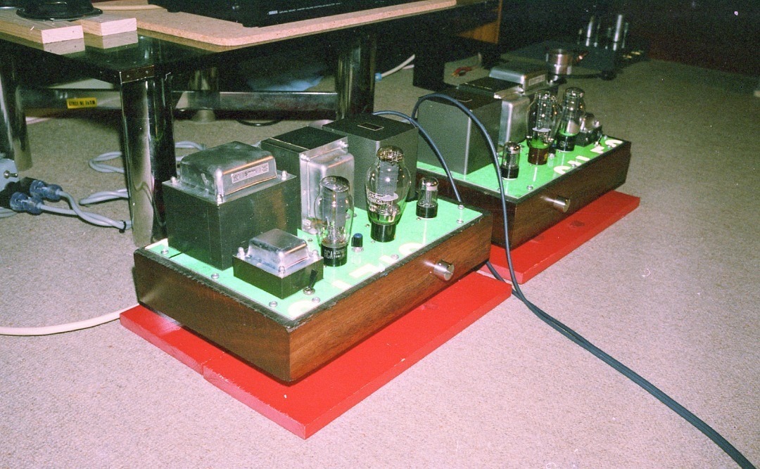 F&B300B.jpg