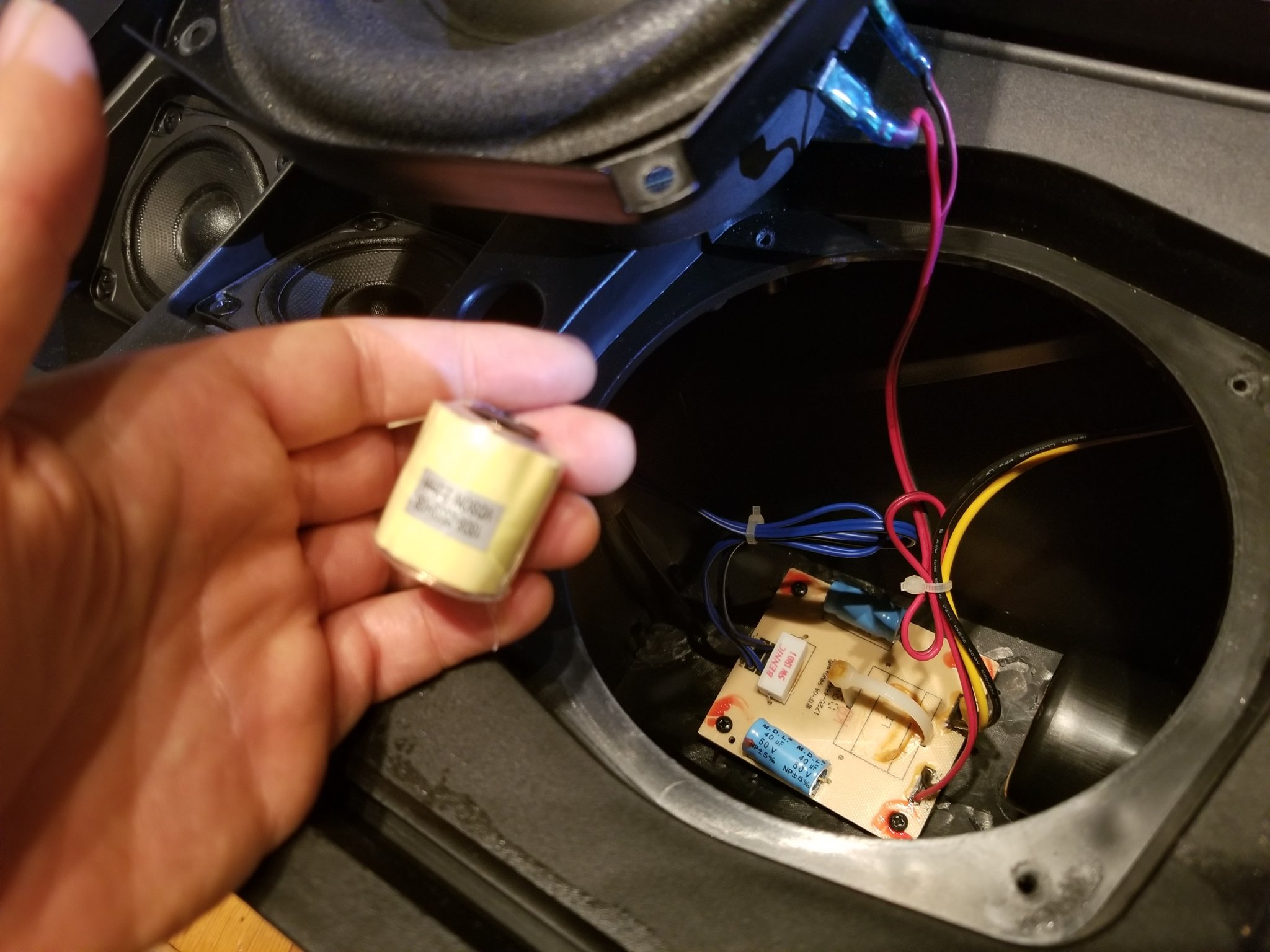 fender_passport_speaker_repair.jpg