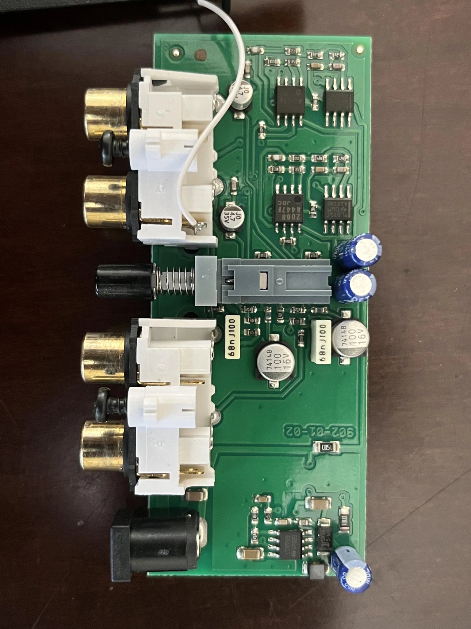 fixing-a-phono-preamp-v0-hf5h950ra9sb1.jpg
