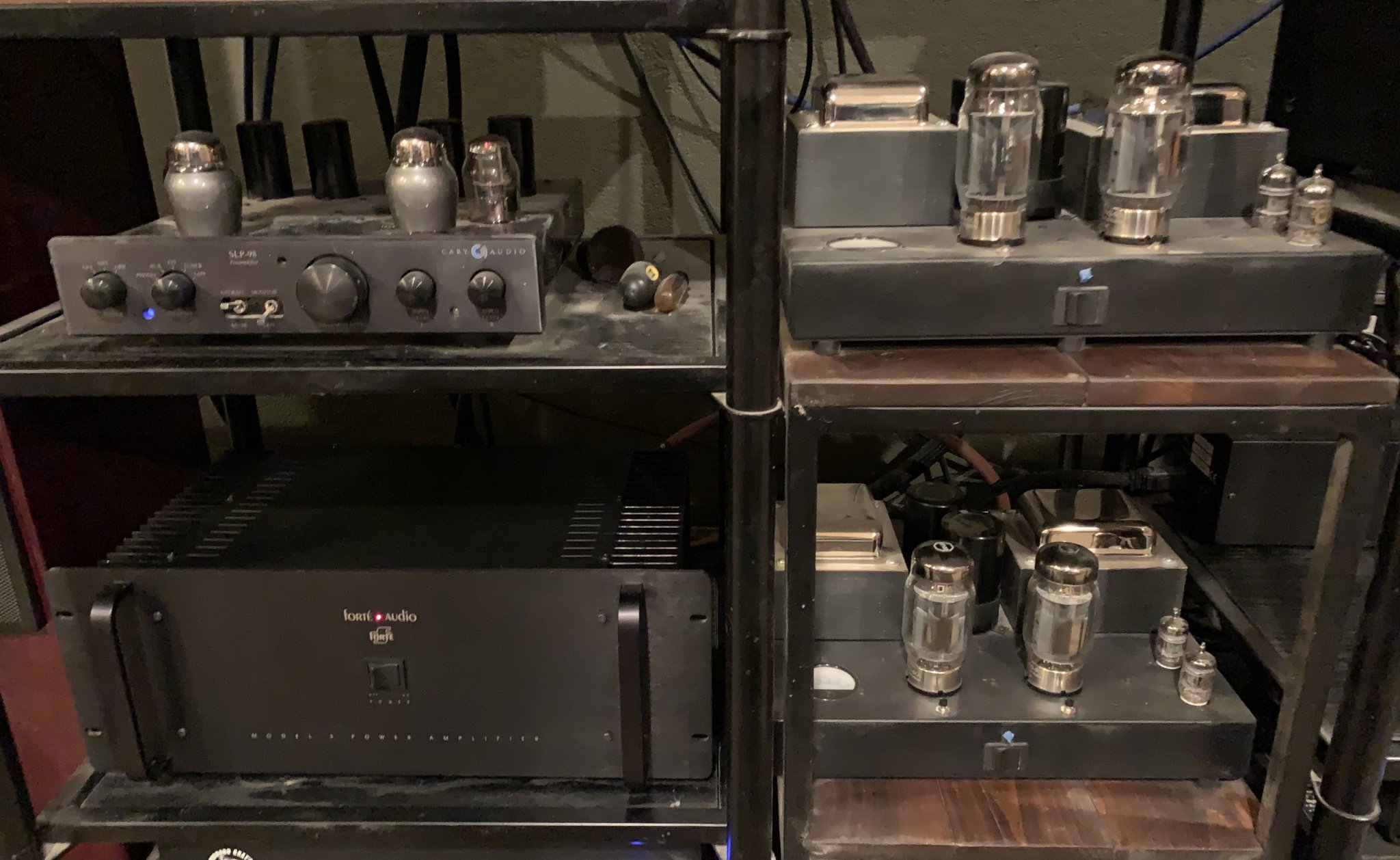 Forte3CaryPreQSMono120amps-small.jpg
