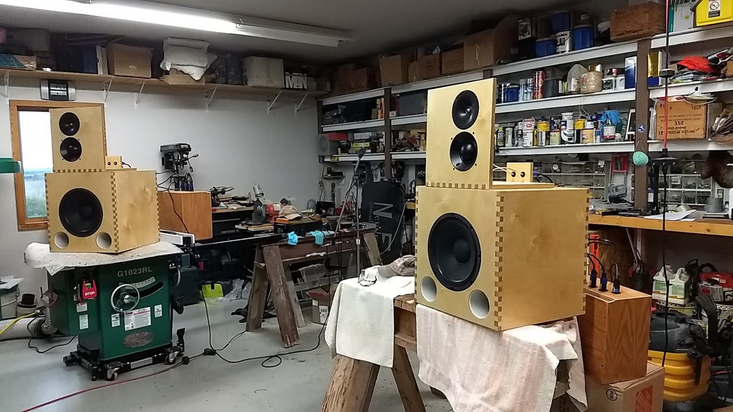 gbowling_Stereo-speakers-shop.jpg