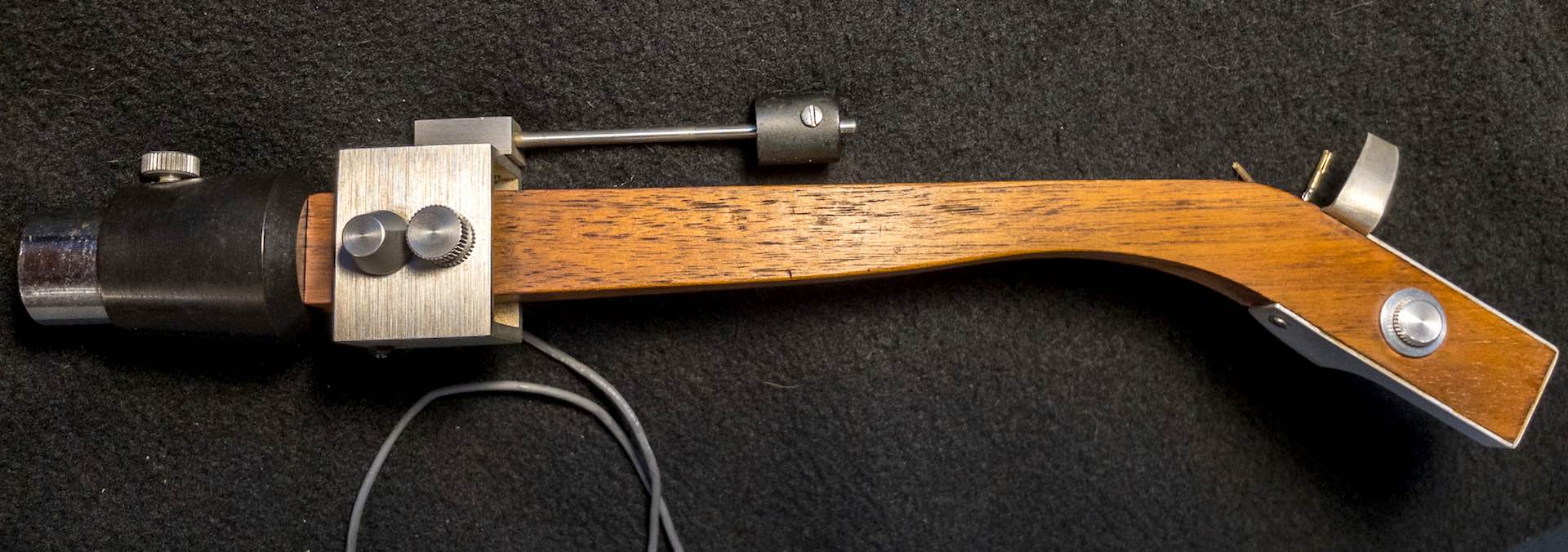 Grado_arm1.jpg