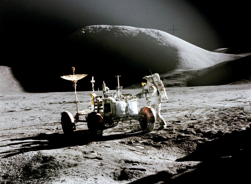 Grey, Duty Dump of the Moon Apollo 15 James Irwin.jpg