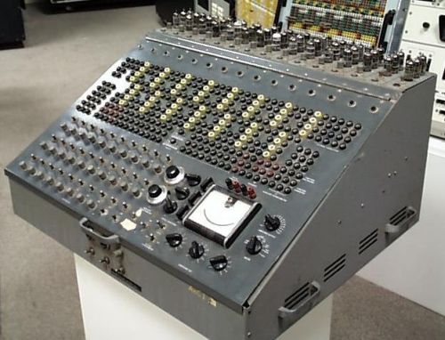 Heath H1 Analog Computer.jpg