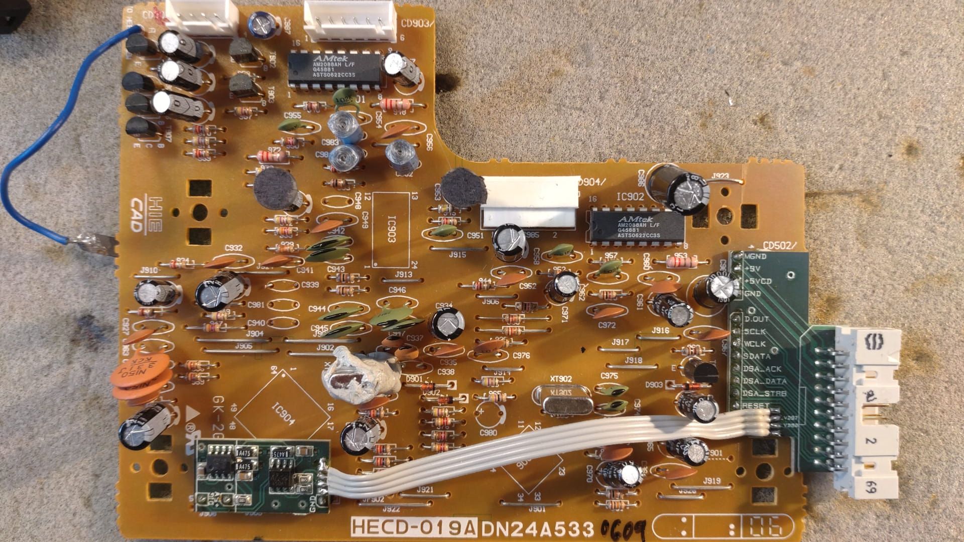 HECD-019A.jpg