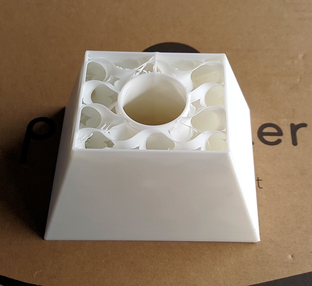hollow-adapter-1.jpg