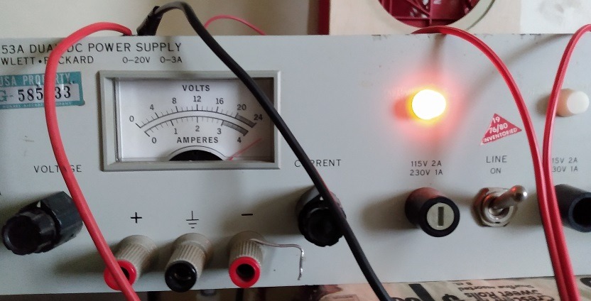HP6253A power on small.jpg