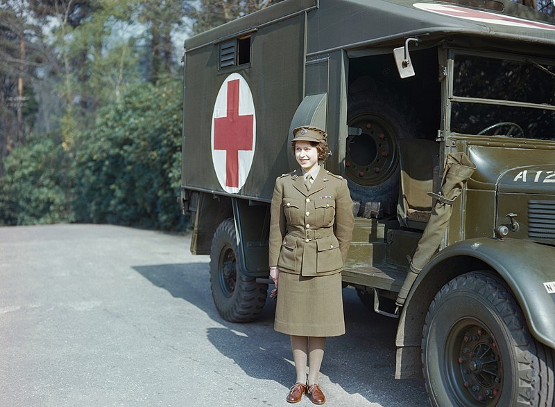 Hrh_Princess_Elizabeth_in_the_Auxiliary_Territorial_Service,_April_1945_TR2832.jpg