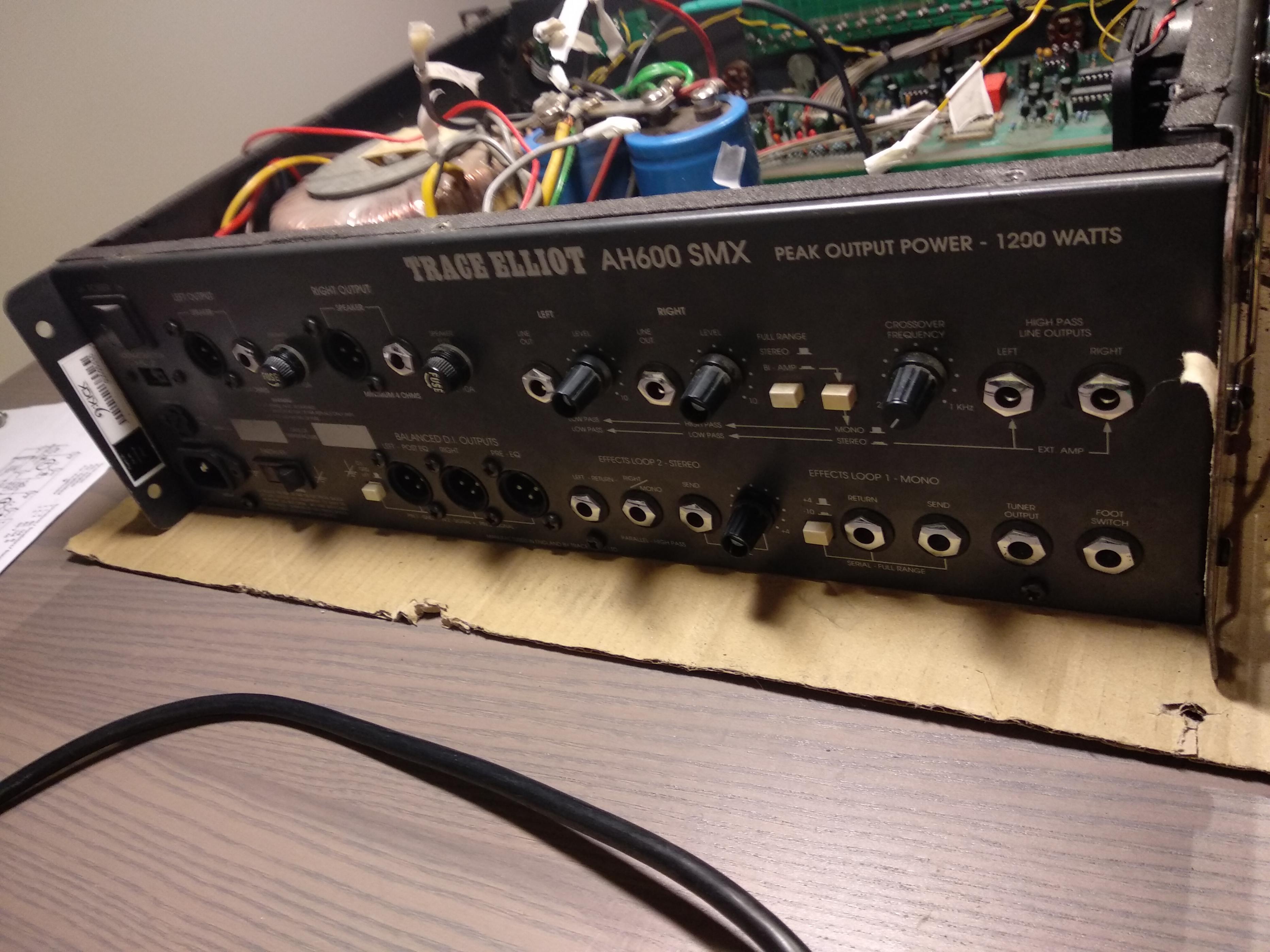 Trace Elliot RAH600SMX, outputs were replaced incorrectly Trace Elliot RAH600SMX, outputs were replaced incorrectly