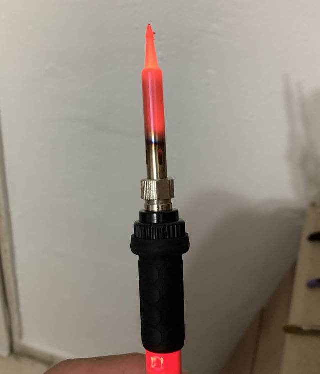 is-it-okay-for-the-soldering-iron-to-get-like-this-v0-ob3hbwfucygb1.jpg