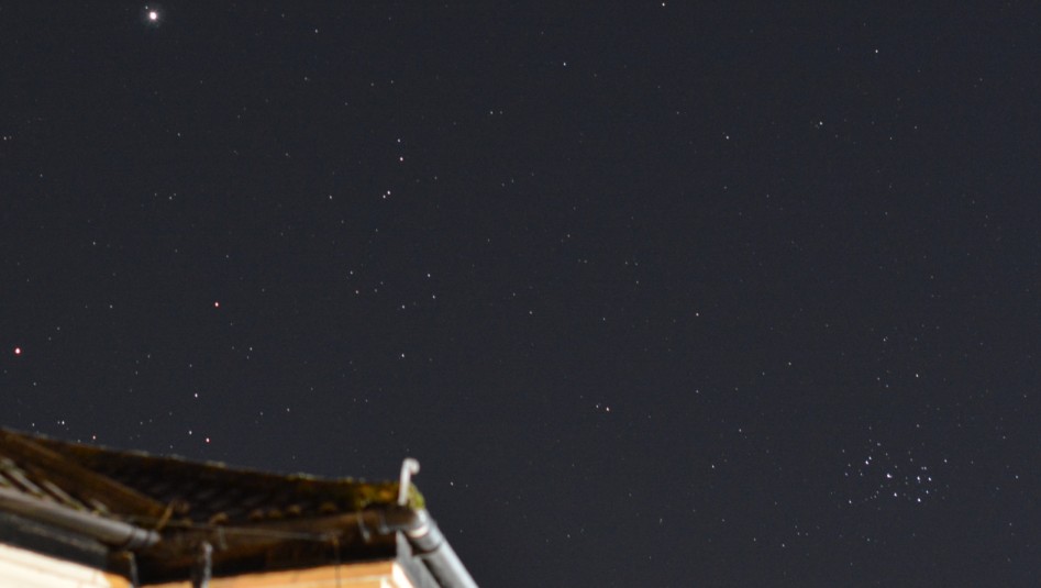 Jupiter. Aldeberan and the Pleides.jpg