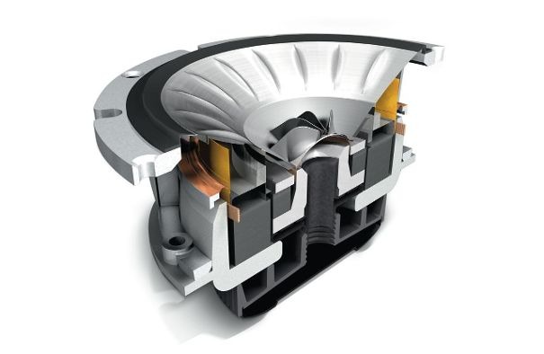 kef_blade_uniq_605.jpg