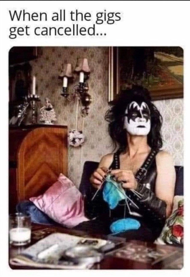 Kiss.jpeg