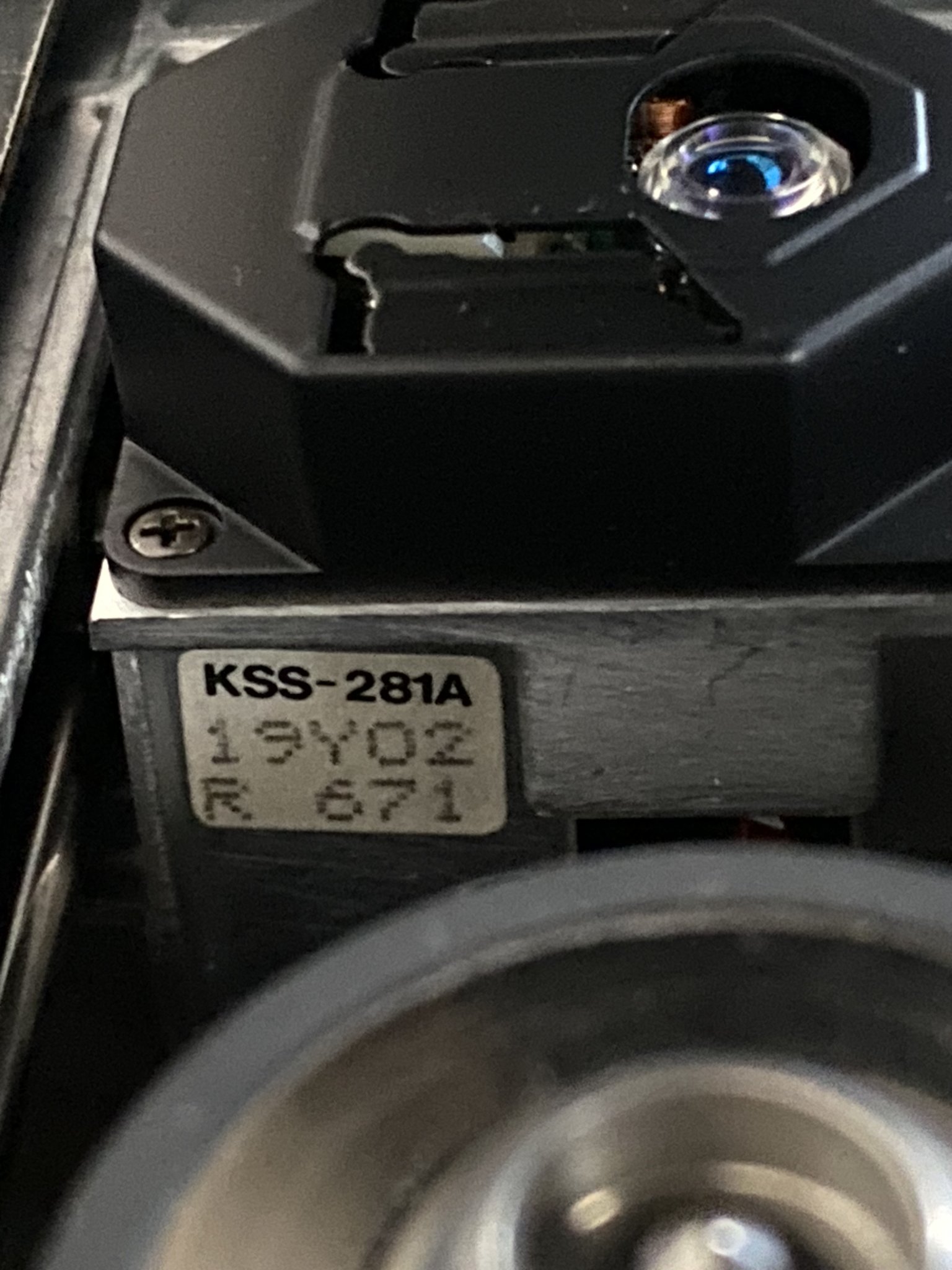 KSS-281A_CloseUp.jpeg
