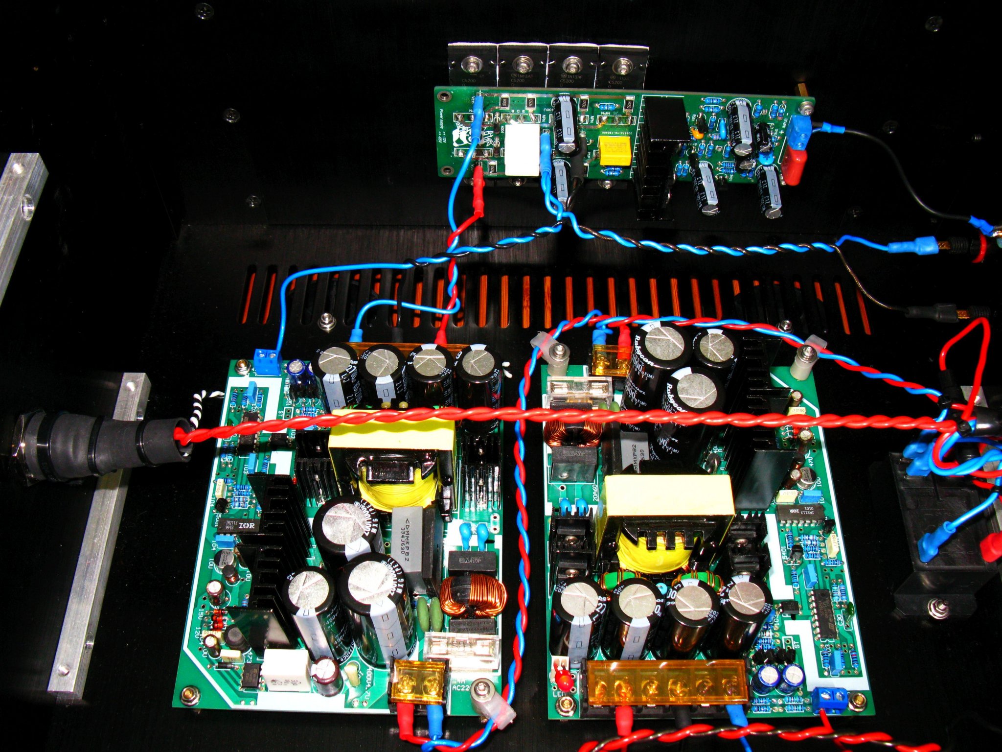 l20.5 No2- inside.jpg