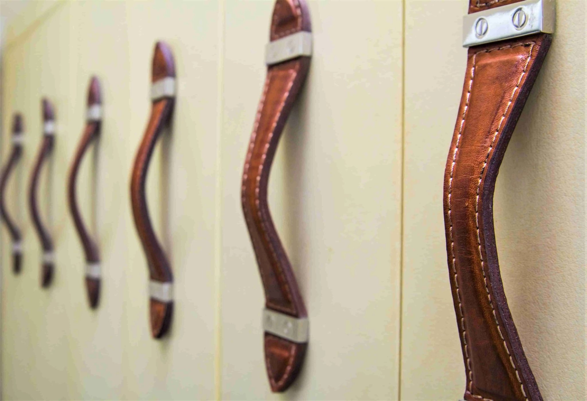 Leather Strap Handles.jpg