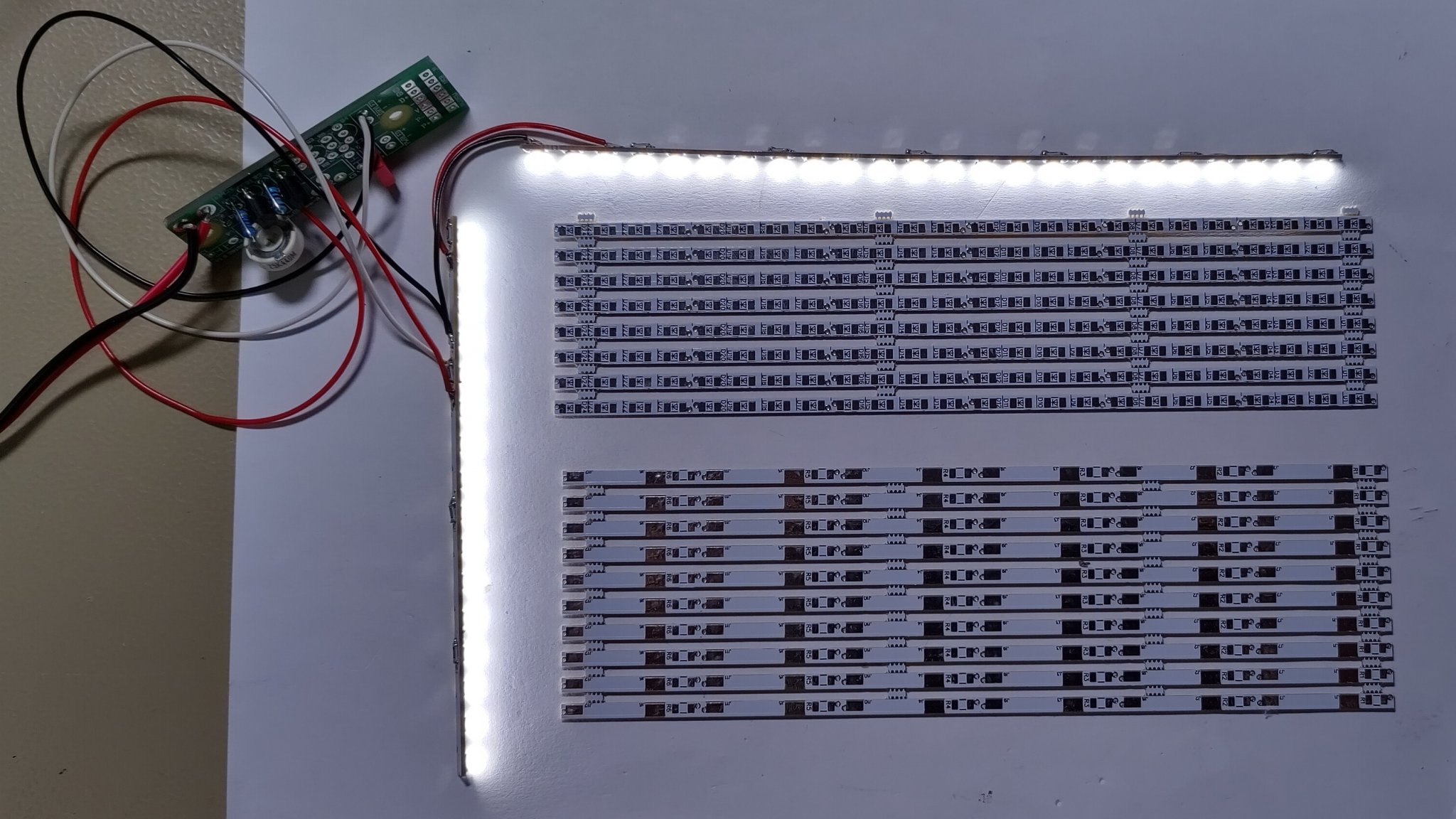 led_backlight_replacing_defective_ccfl.jpg