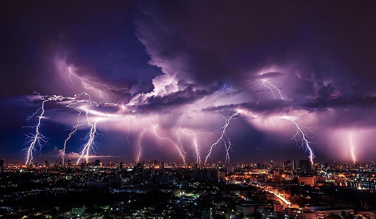 lightning.jpg