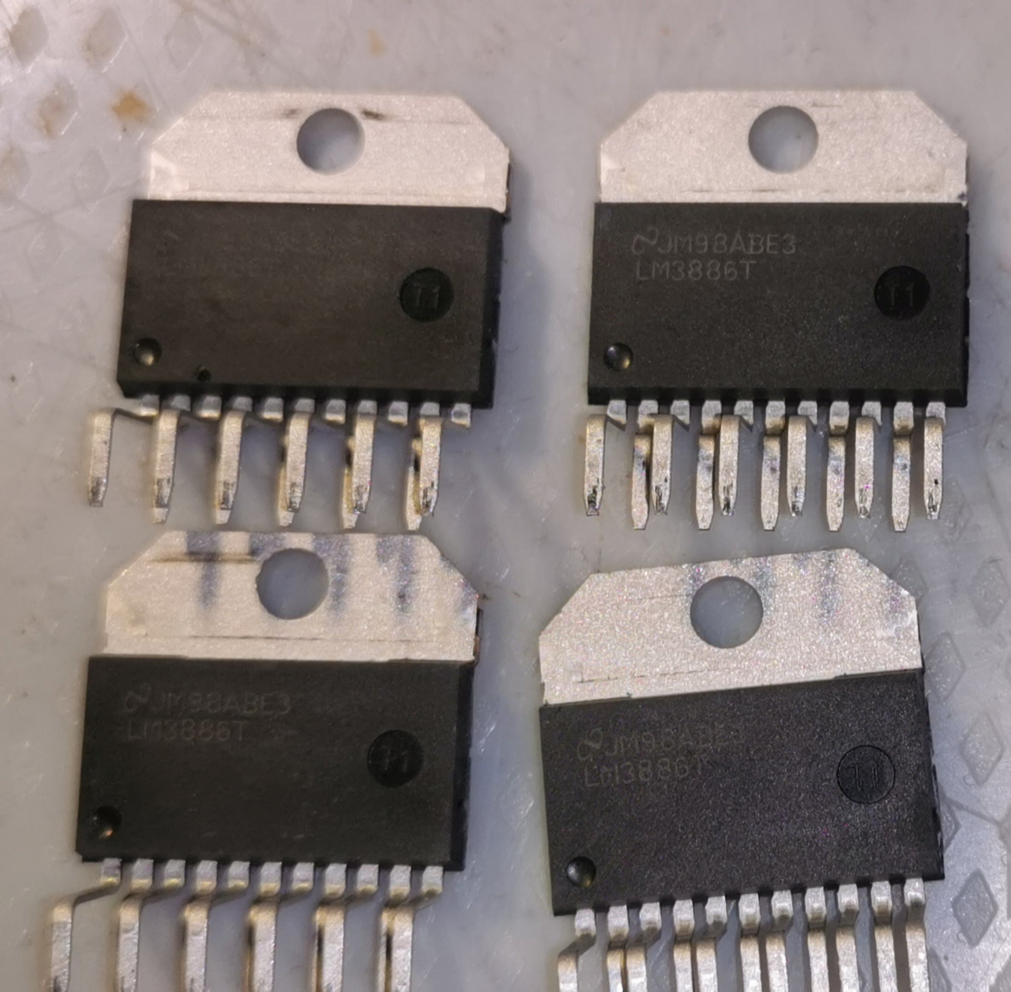 LM3886 NS (2).jpg