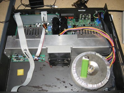 Mackie M1400i Pictures 1400watts diyAudio