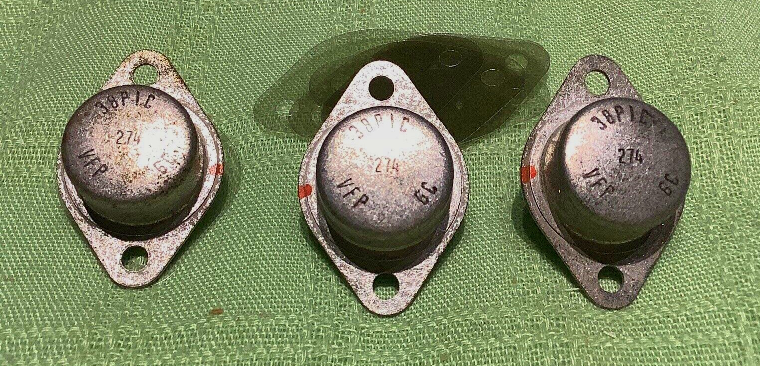 Magnavox_38P1C_Transistor_Gold.jpg