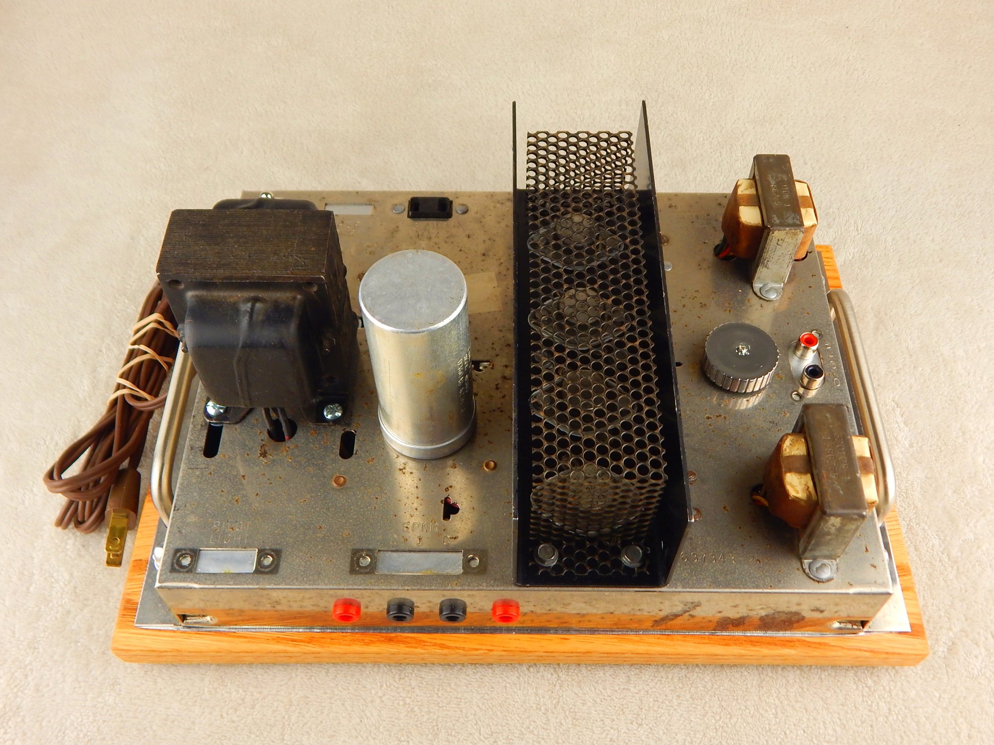 Magnavox_A531_Restored_05.JPG