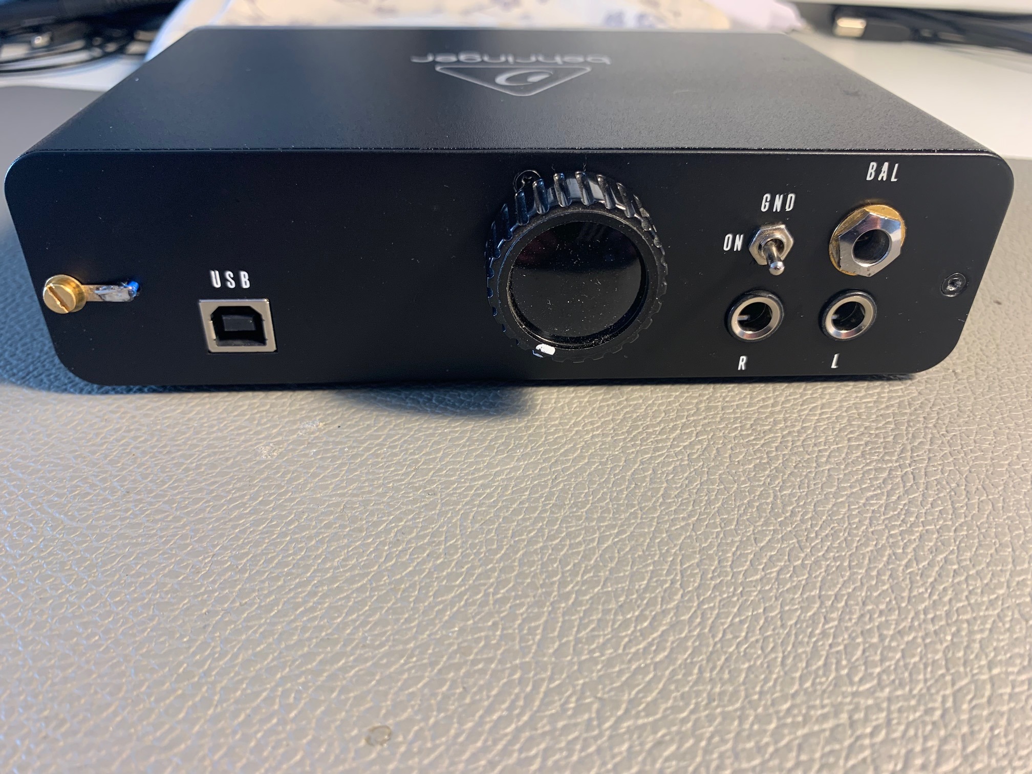 Modded-Behringer-1.jpg