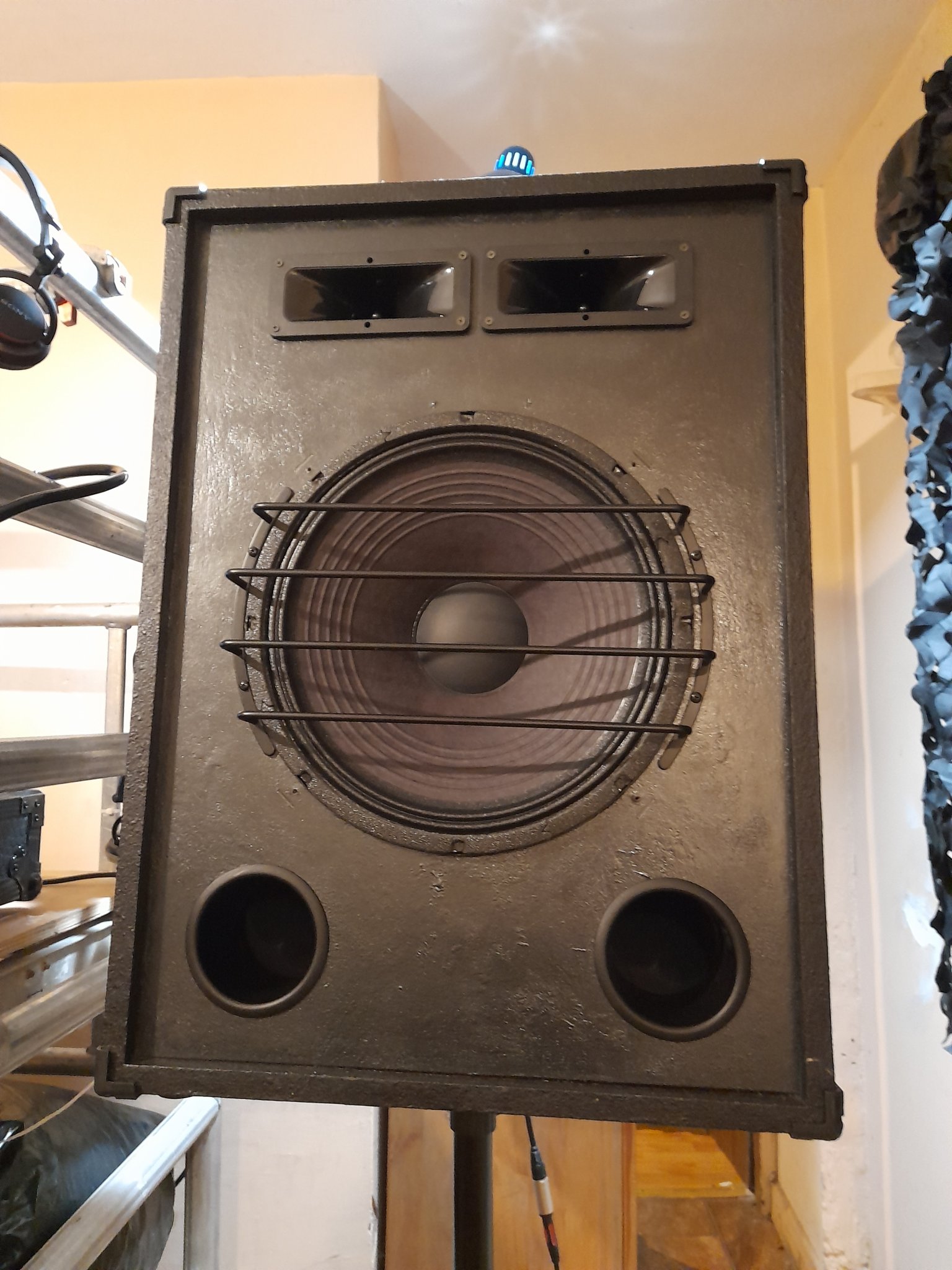 Monitor (1).jpg