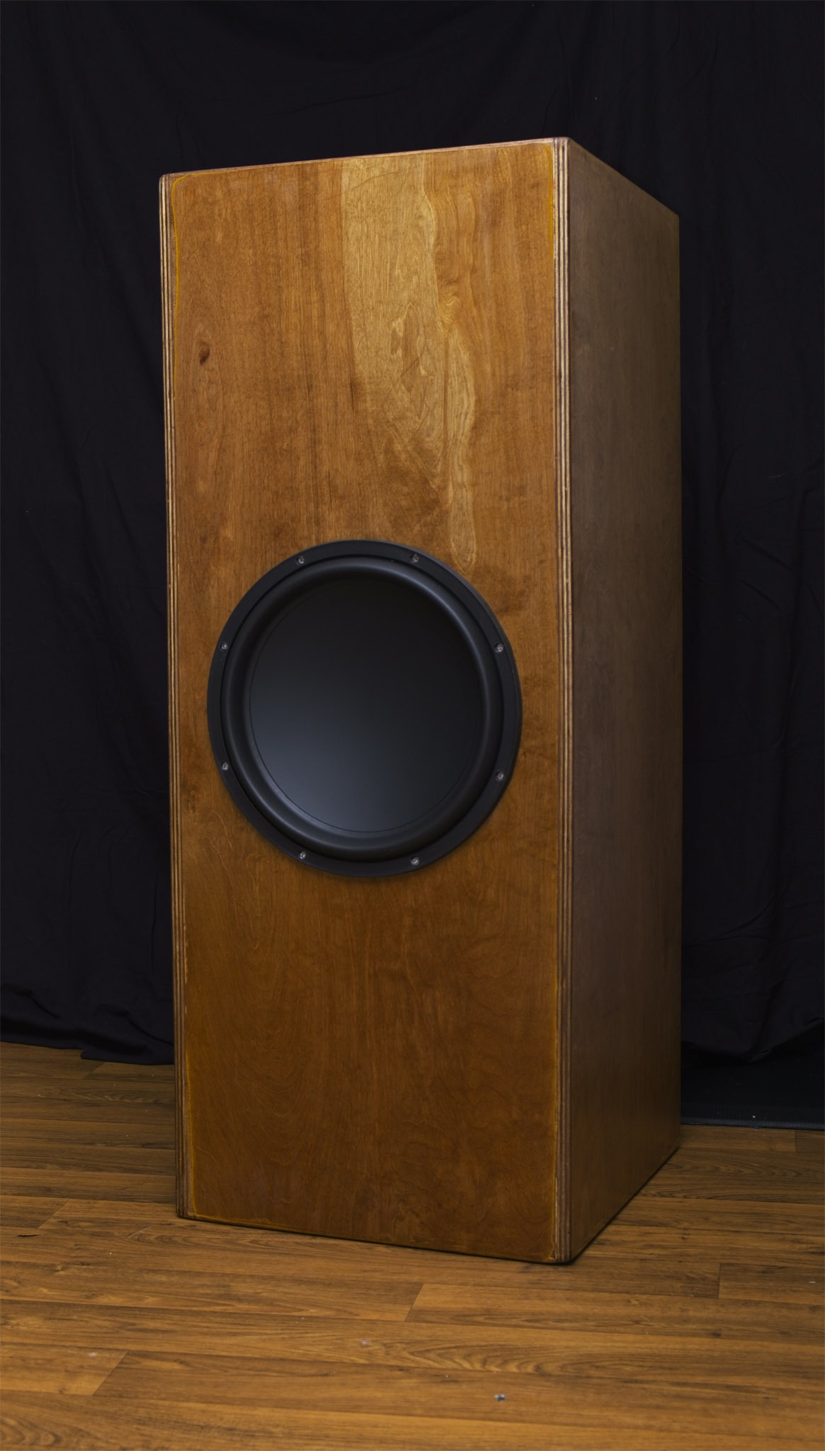 MX15_8CuF_20hz_FinalCabinet.jpg