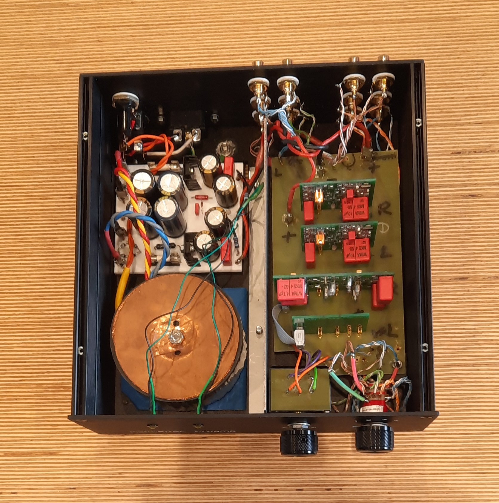 Naim-RSL Preamp - Internals.jpg