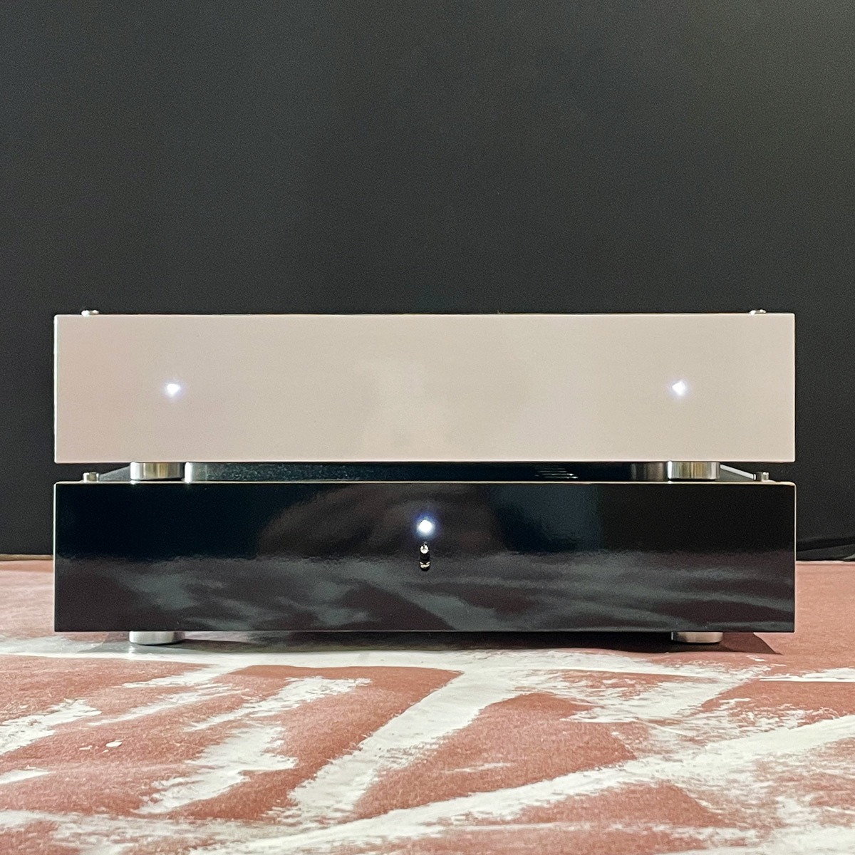 PF-Pearl3-Stack_04.jpg