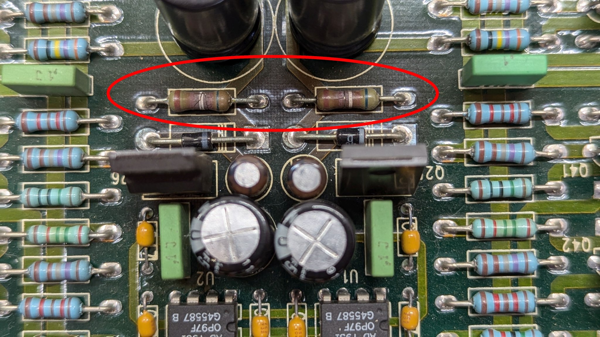 power amp board top toasted.jpg