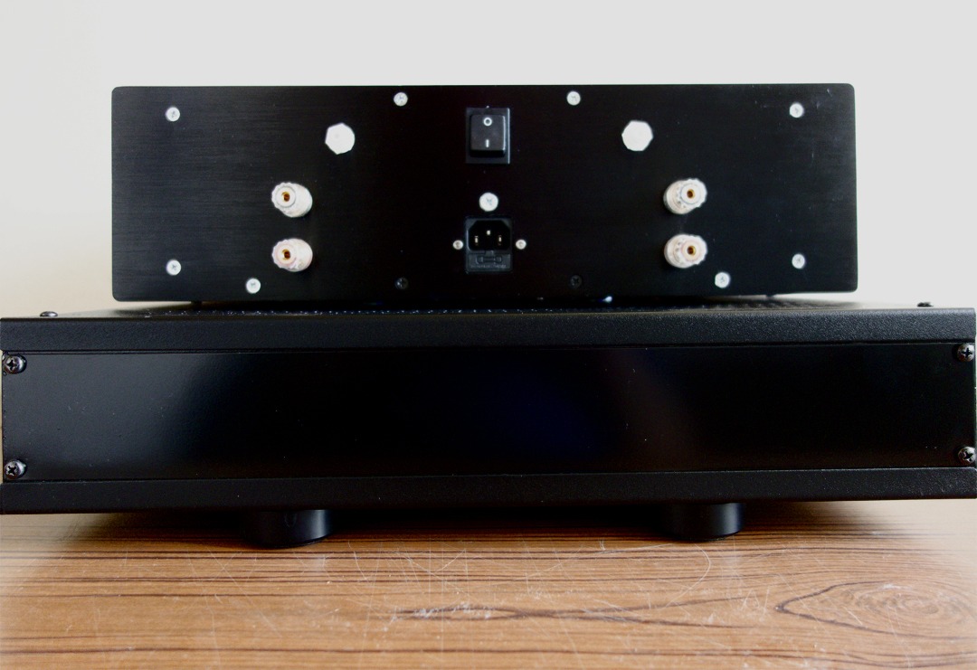 PSU & AMPLIFIER BACK.jpg