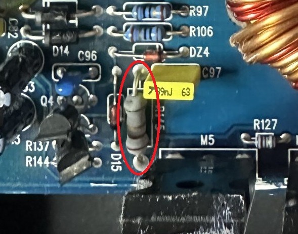 R.jpg