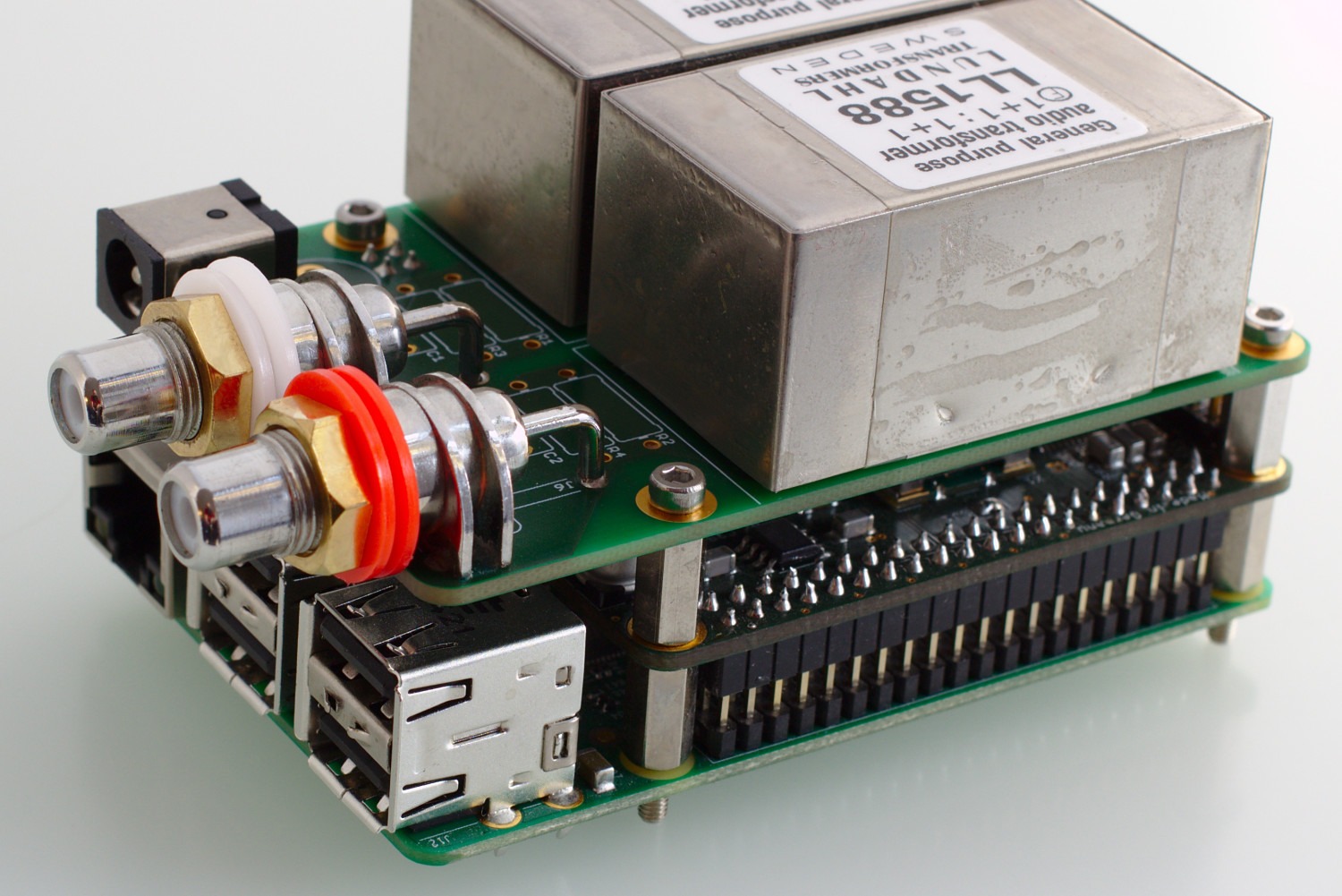 raspberrypi-taudac-tauout-1_IMG_4321-1500x1001.jpg