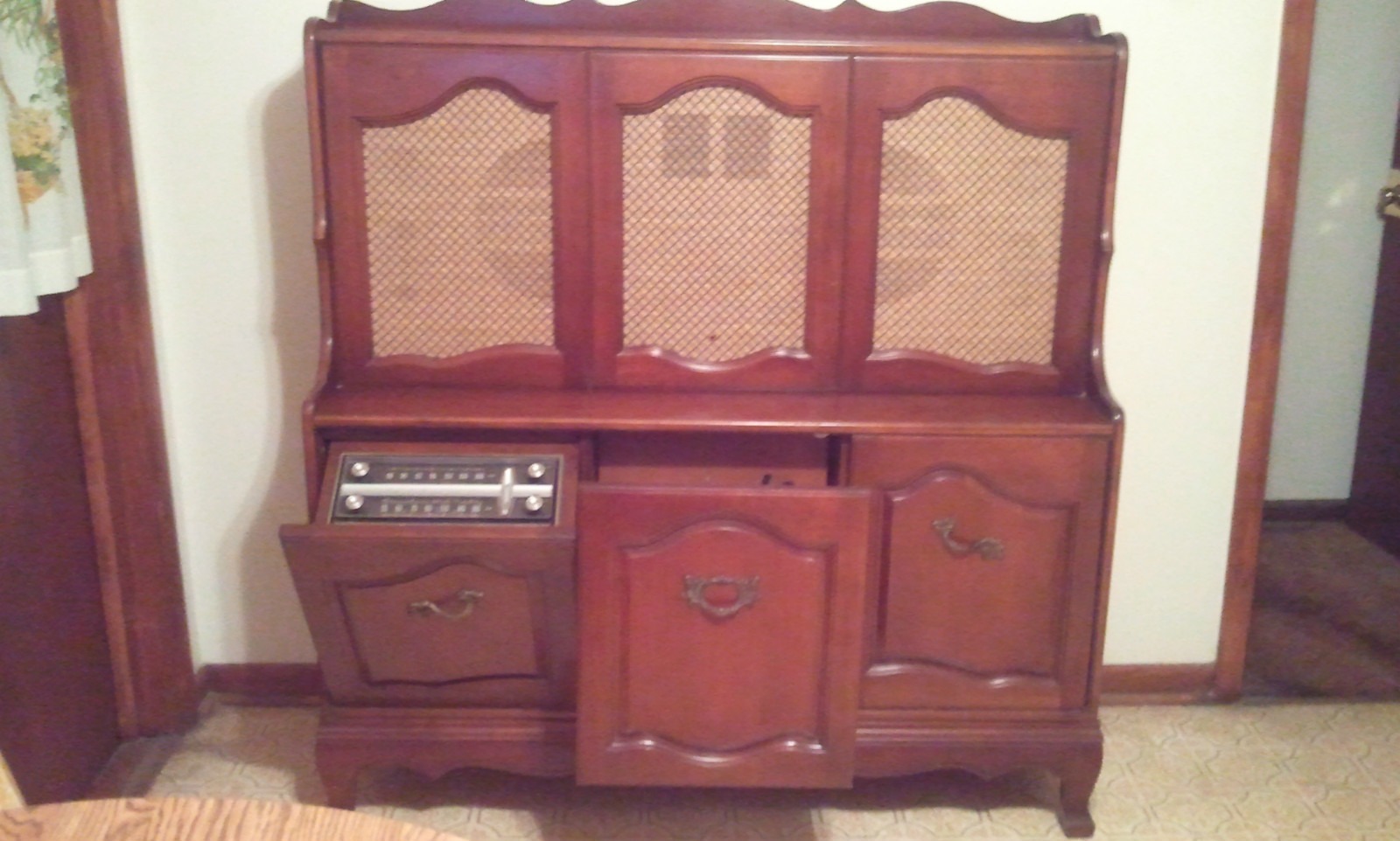 rca hutch.jpg
