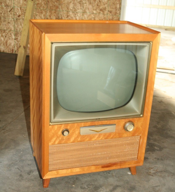 rcaTV.jpg